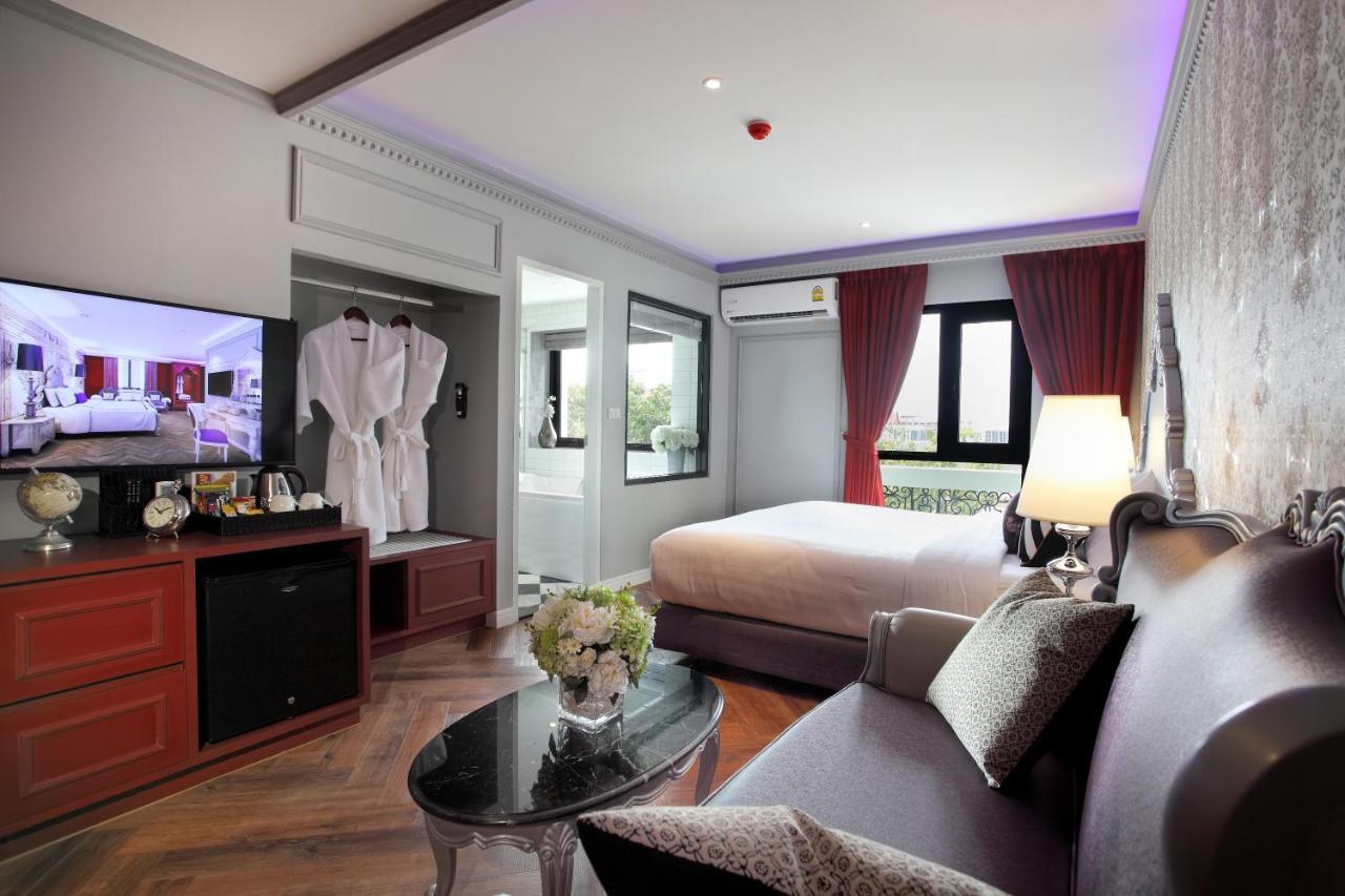 Habitación Doble Premier con vistas a la calle y bañera de hidromasaje